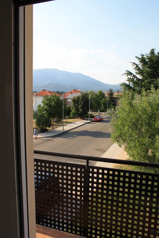 Ar Apartamentos Soto Real Cameră foto