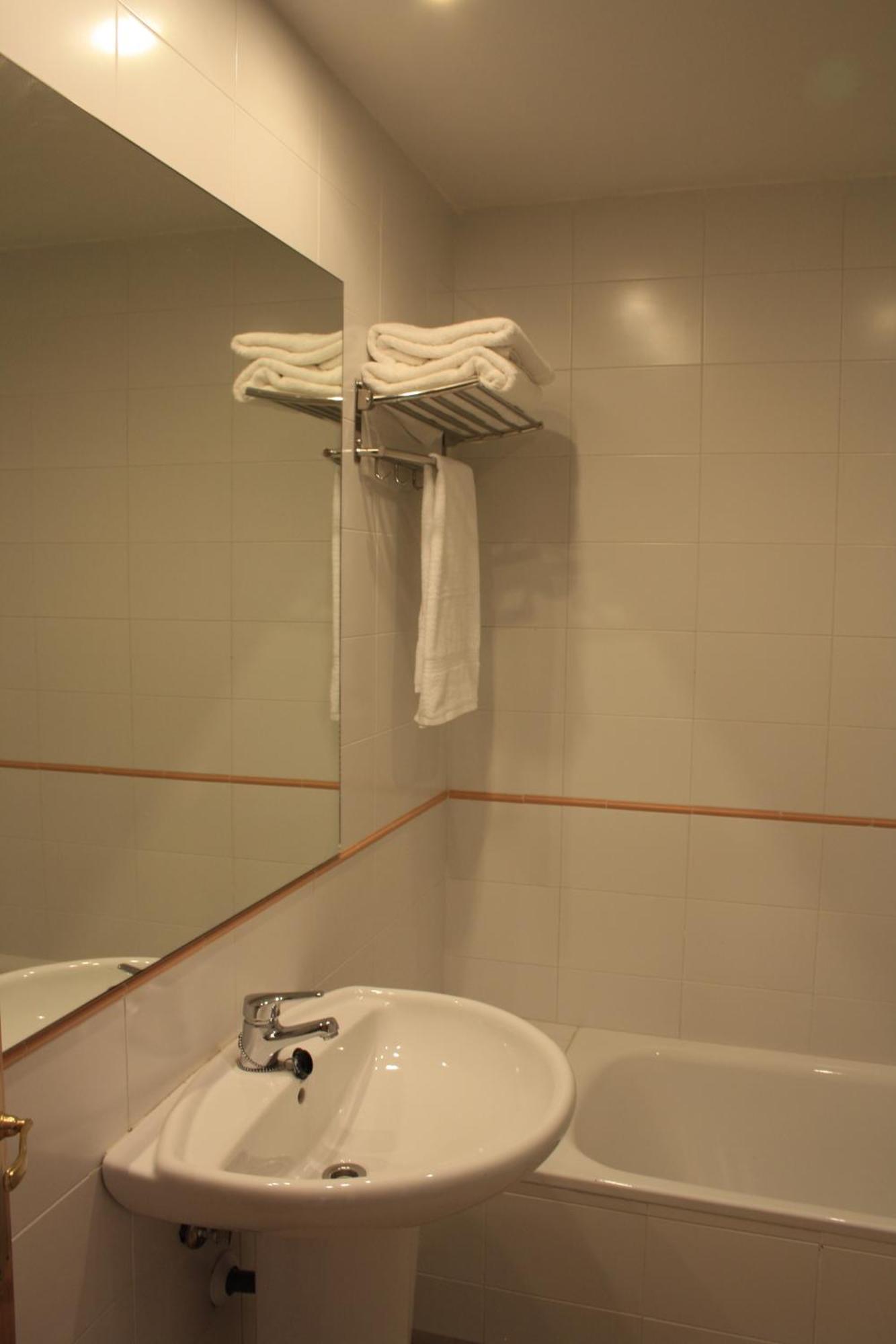 Ar Apartamentos Soto Real Cameră foto